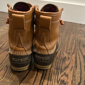 Women's size 8, LL Bean Boots 8" Goretex Insulated- great condition